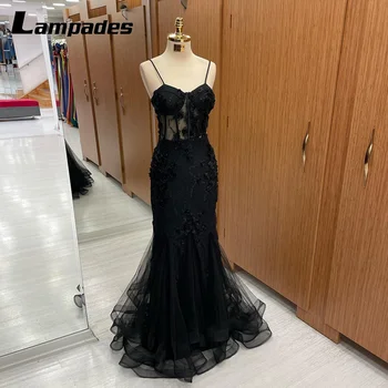 Бляскавите черна рокля за абитуриентски бал с подолом под формата на рибено опашката, бретельки-спагети, прозрачно дантелено вечерна рокля с 3D флорални декорации