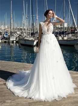 Отлични 3D апликация с цветя, Богемное плажна сватбена рокля, бяло, с прозрачна дантела, иллюзионные апликации, тюлевые сватбени рокли с стреловидным влак