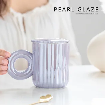 Чаша с перлена глазура, Женски креативен Дизайн на чаша, Малка керамична Чаша, по-Красива Двойка, Чаша за Вода с капак за домашна употреба
