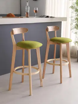 Бар стол с облегалка от масивна дървесина е в скандинавски стил, модерен минималистичен висока табуретка, бар стол, рецепция магазин чай с мляко, бар стол